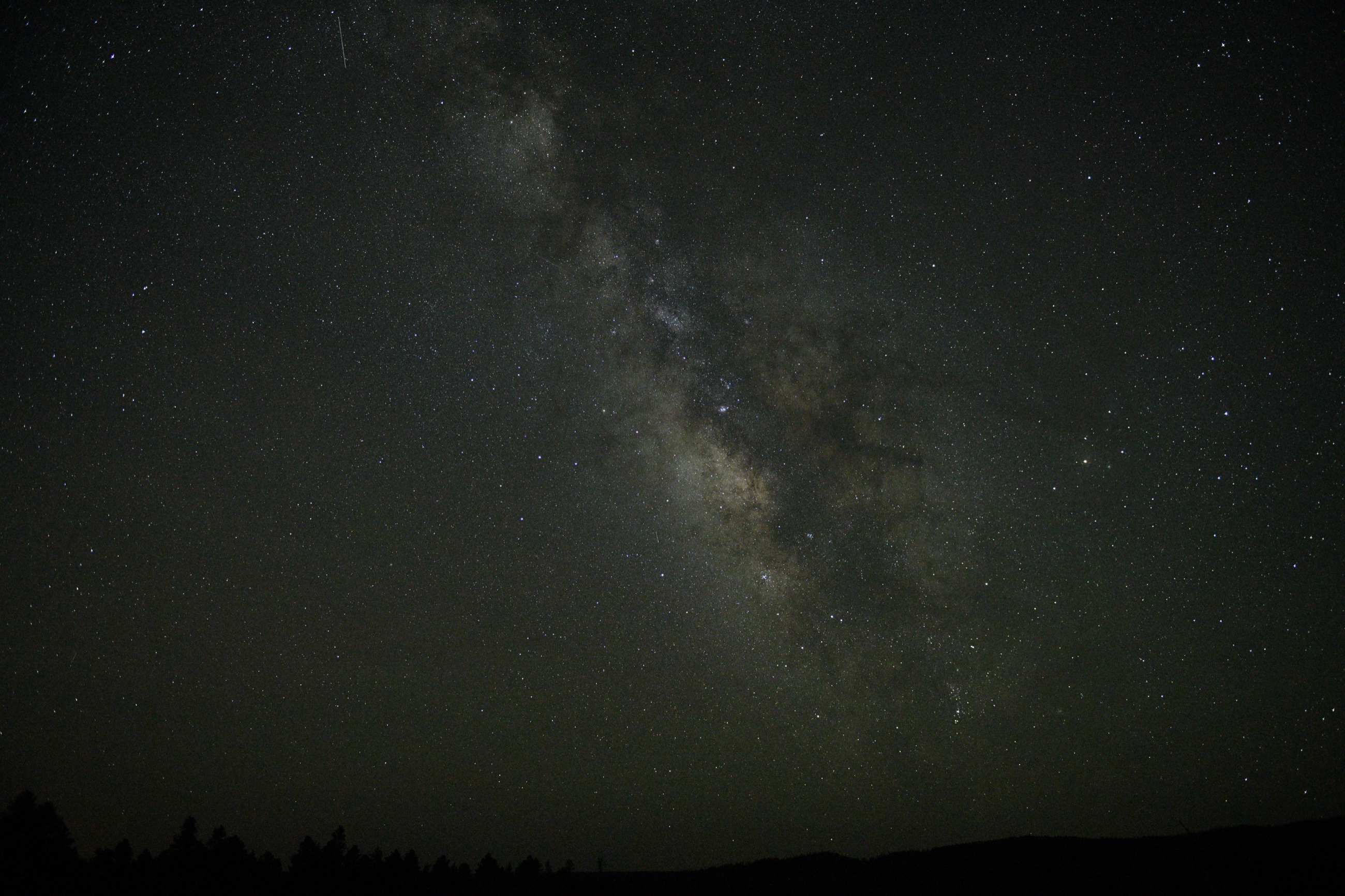 Single Nikon D850 Milky Way exposure at 24mm, f/2.8, 5 seconds and ISO 16000 used as one frame in a 25 image sky stack.